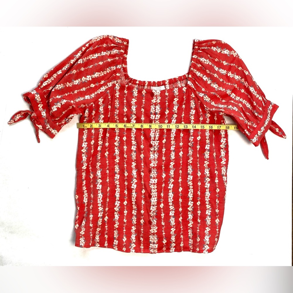 Lauren Conrad Red Floral Button-Up Short Sleeve Top/Blouse Tie Sleeve Size M - Picture 10 of 11